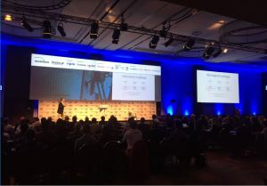 platéia de uma palestra no MIT fintech