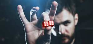 Augur homem com dados