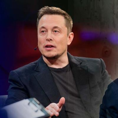 Mark Zuckenberg, Elon Musk e Jeff Bezos