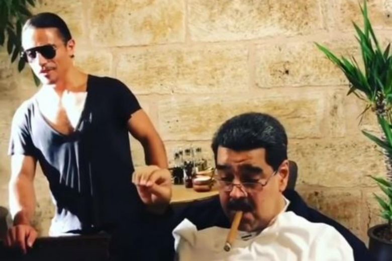 Maduro comendo em restaurante famoso