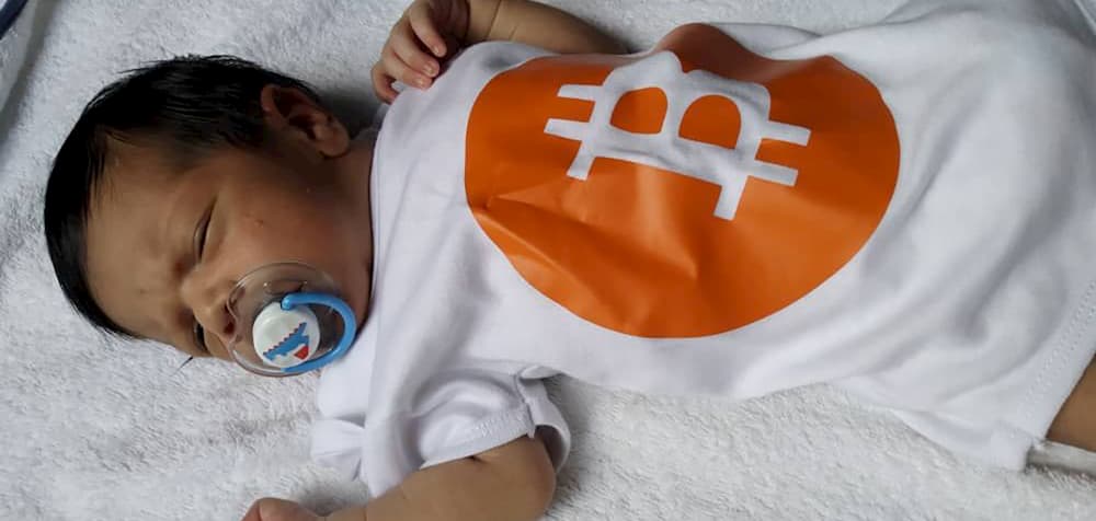 Parto bebê bitcoin