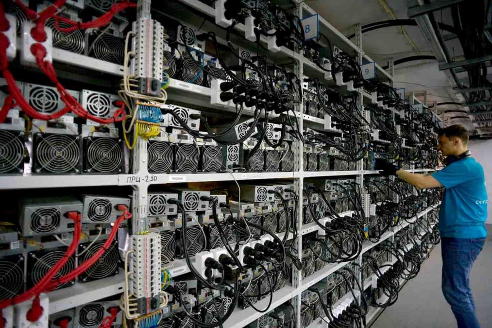 Mineradores de bitcoin desistem, tempo do bloco sobe e rede congestiona