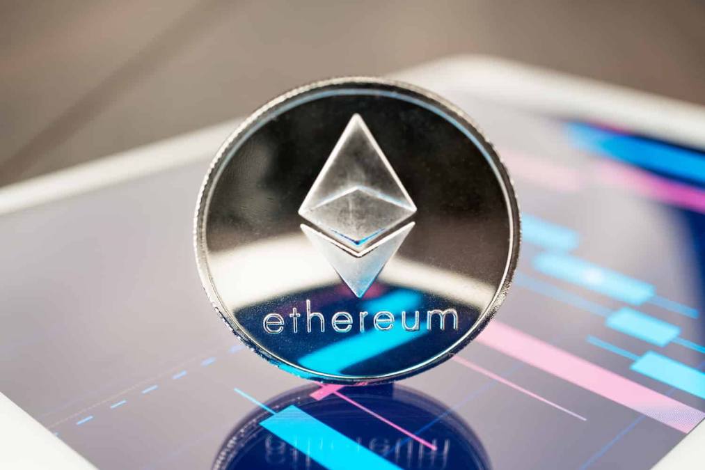 Flippening: Ethereum se iguala ao Bitcoin em valor transferido