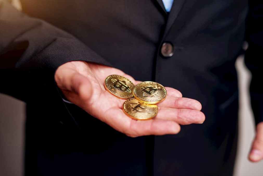 Grayscale está comprando mais bitcoins do que são minerados