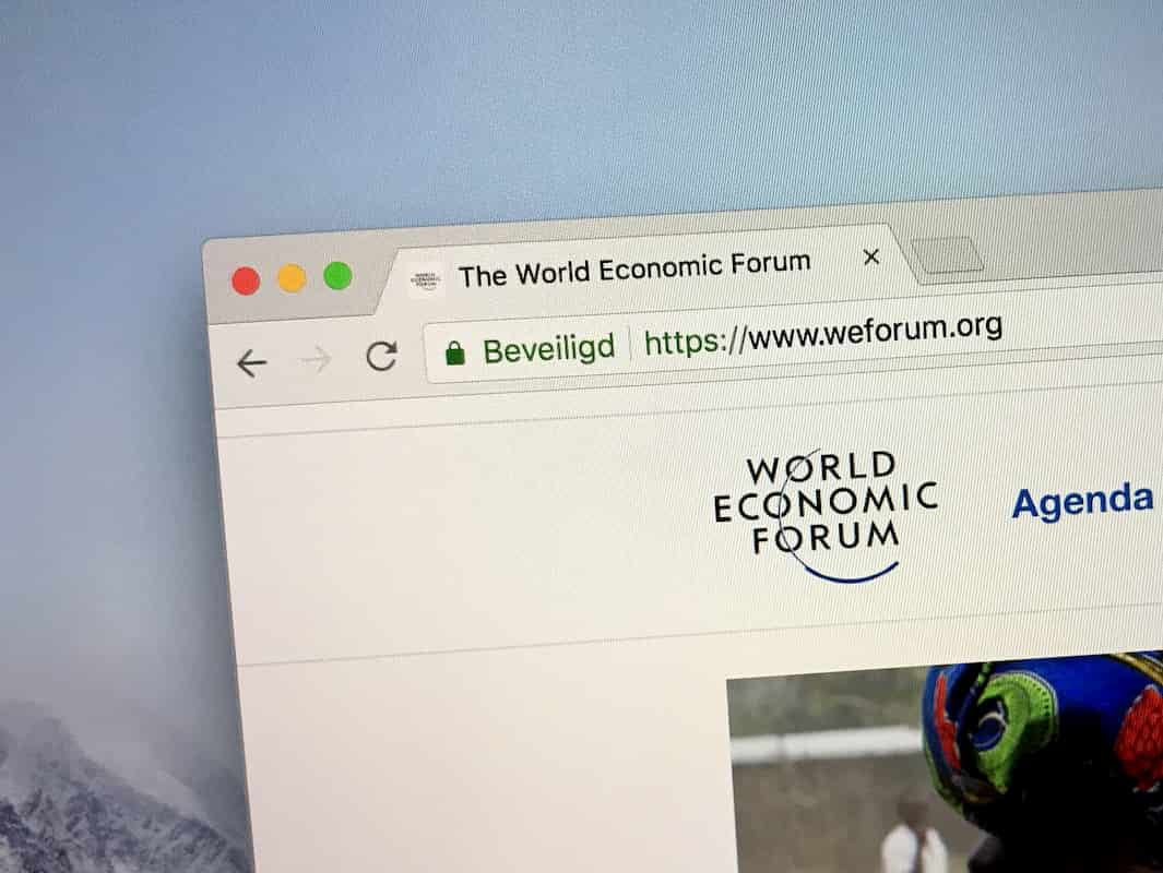 Fórum Econômico Mundial coloca empresas de criptomoedas na lista de pioneiras tecnológicas