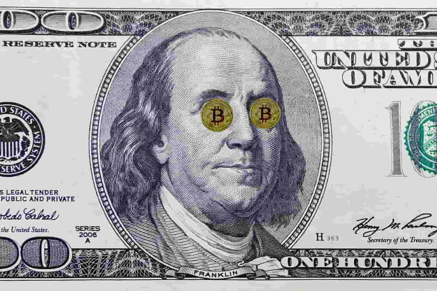 Dollar com duas moedas de bitcoin