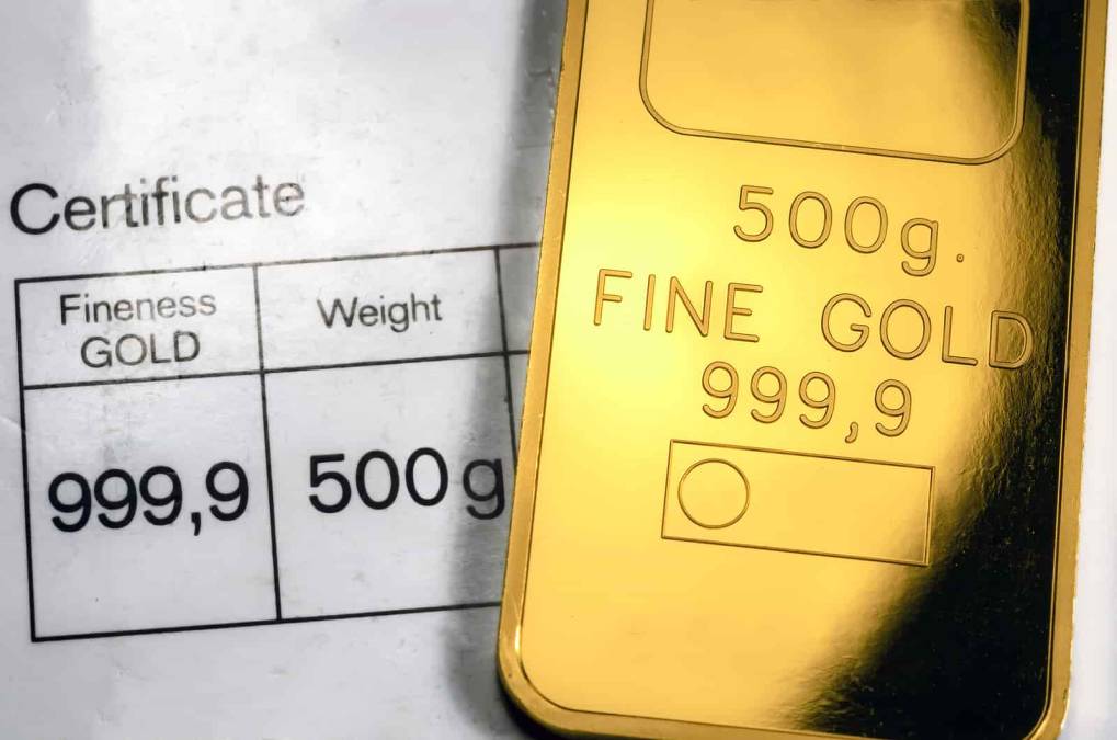 Mercado de ouro no blockchain sobe 1.000% em 2020, risco para o BTC?