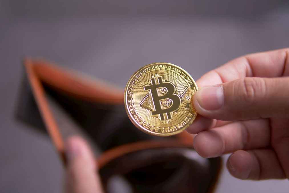 Como as taxas continuam baixas com o Bitcoin perto de US$ 20.000?