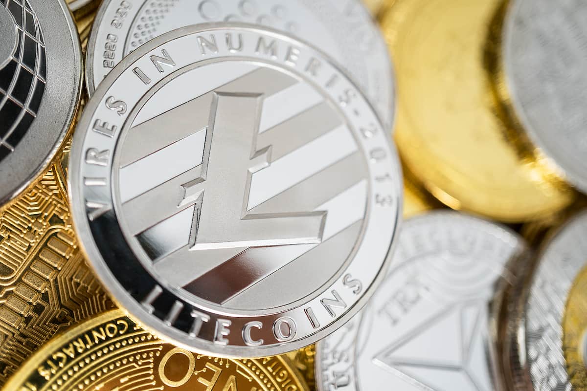 Investuokite bitcoin hl. Geriausias forex brokeris visame pasaulyje - skrenduikopenhaga.lt