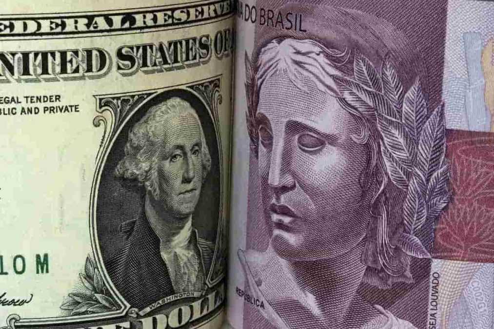 Como e por que  investir em dólar no Brasil em 2021