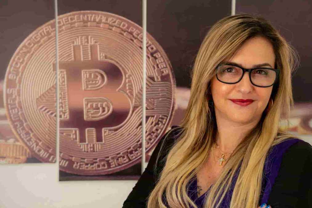 Declarando Bitcoin no imposto de renda: um papo com Ana Paula Rabello
