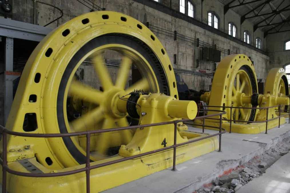 Energia limpa e Bitcoin: usina hidrelétrica dos EUA lucrou com os dois