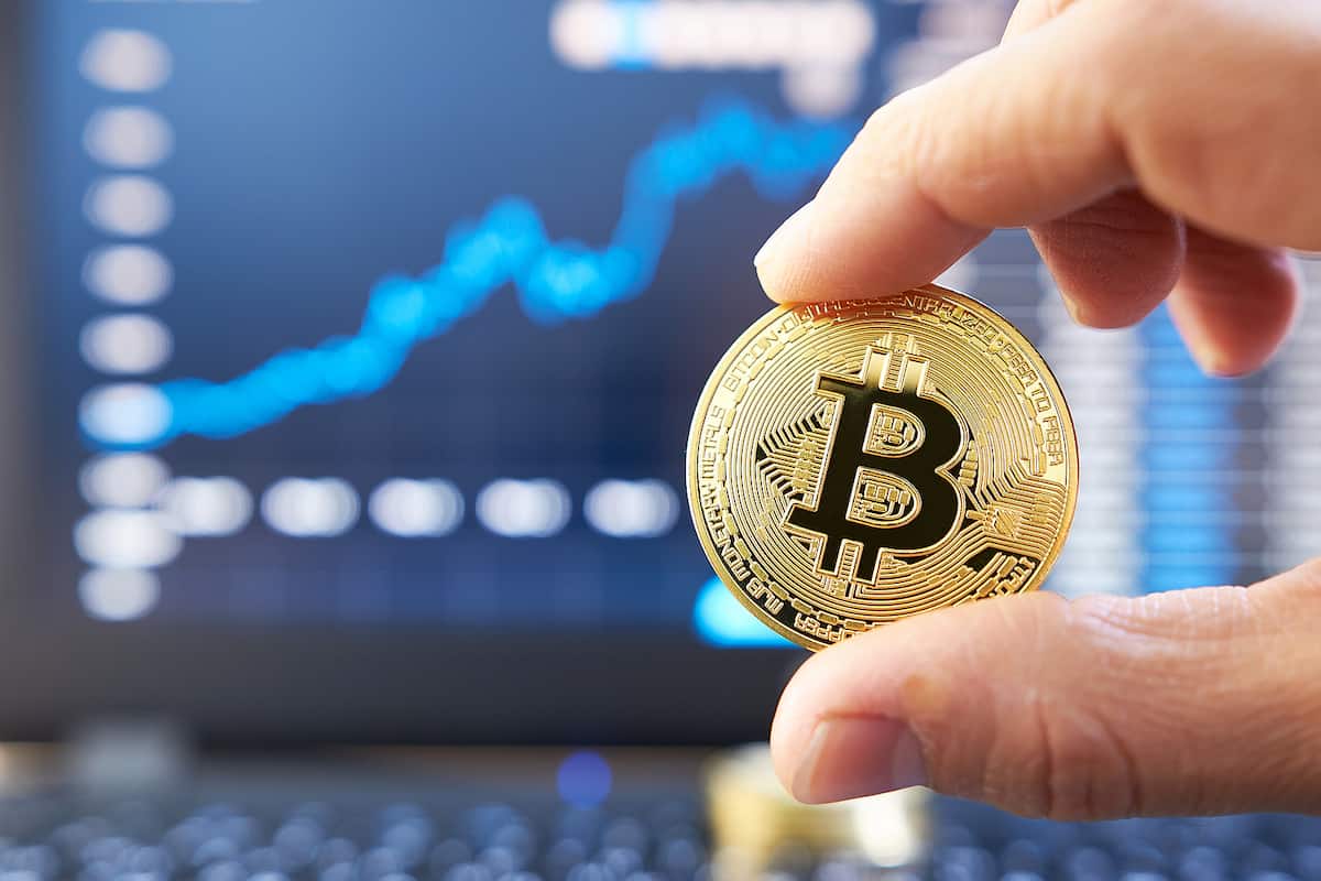 Bitcoin estagnado em US$ 33 mil nesta sexta – Resumo de Mercado