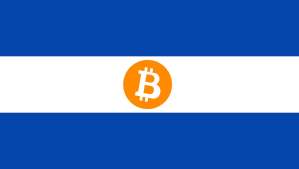 Bandeira de Elç Salvador com moeda do bitcoin no meio