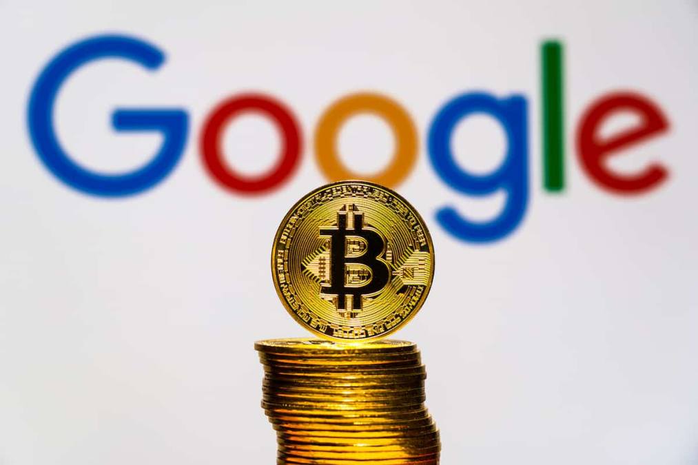 Interesse por ‘Bitcoin’ no Google atinge maior nível em 12 meses, apesar do mercado em baixa