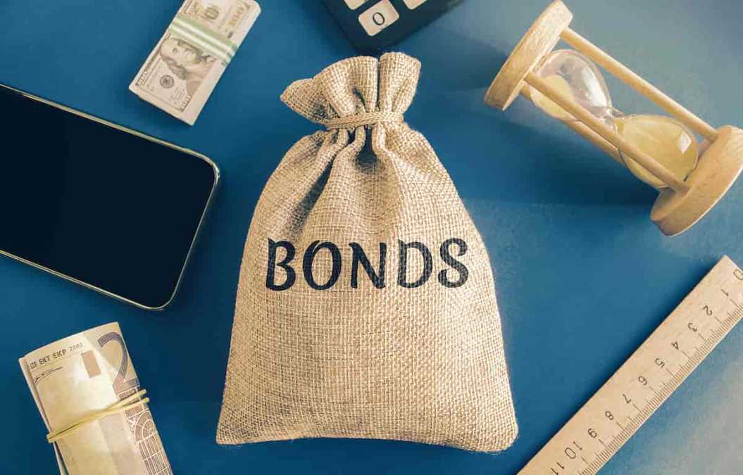 Investir em dólar é melhor que investir em bonds