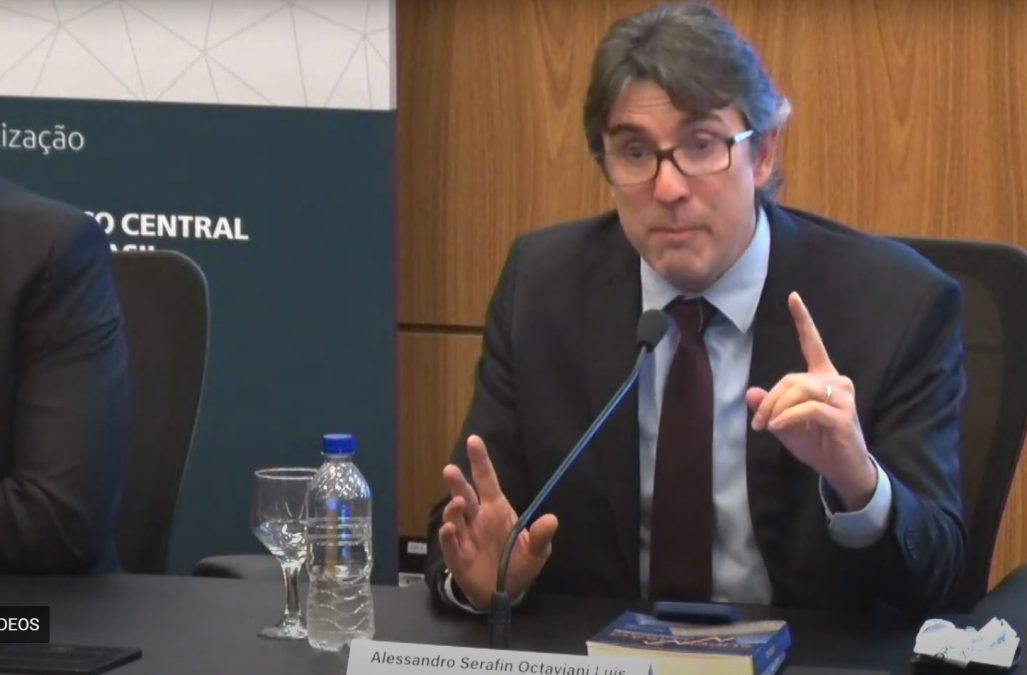 “Só vai existir uma criptomoeda no Brasil”, diz superintendente da SUSEP