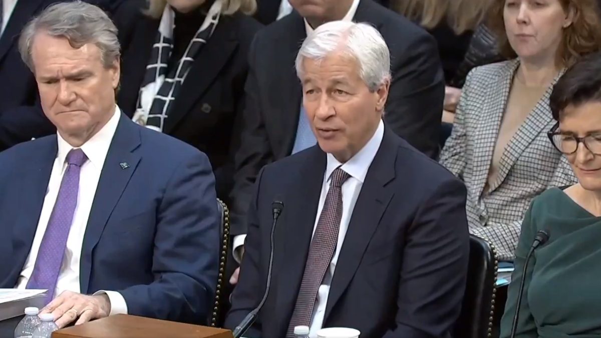 Se eu fosse o governo mandava ‘fechar’ o Bitcoin, diz CEO do JPMorgan