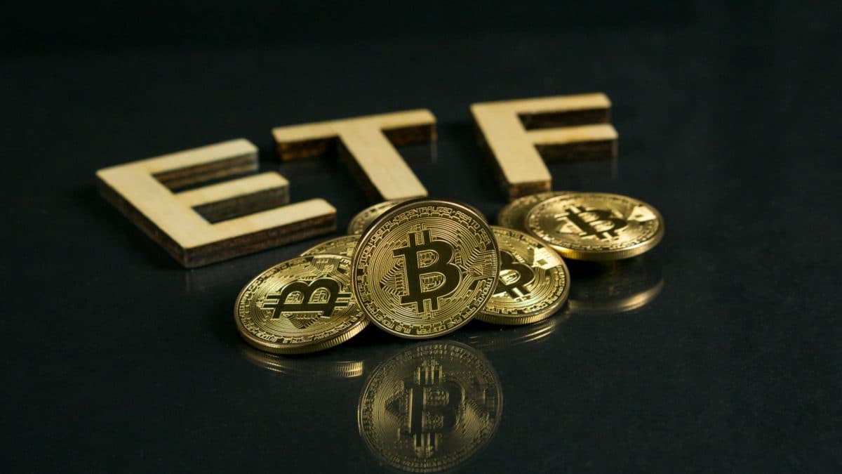 Três comissários da SEC aprovam ETF de Bitcoin, diz analista da Bloomberg