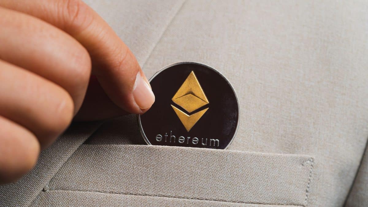 Ethereum alcança os US$ 3.000 enquanto BlackRock tenta emplacar ETF nos EUA
