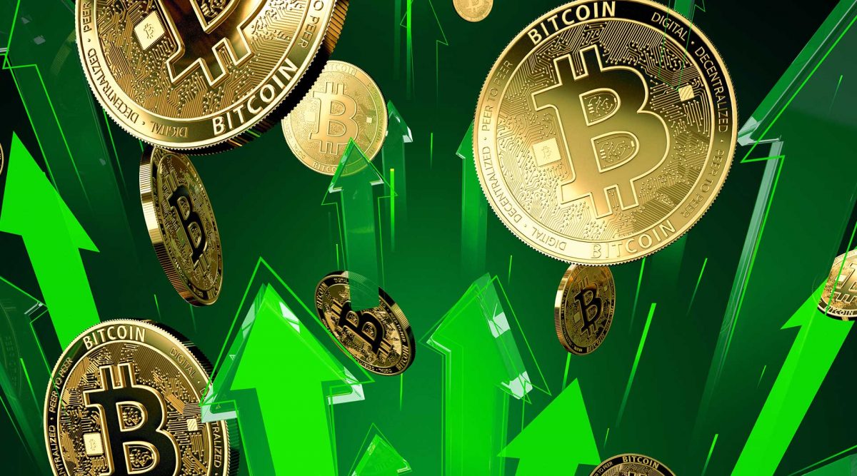 Bitcoin ultrapassa 71 mil dólares e renova máxima histórica