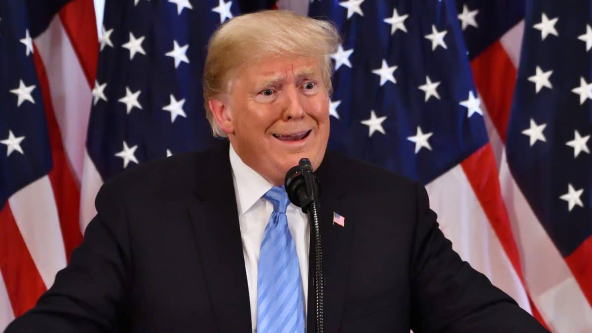 Donald Trump defende o Bitcoin e diz que se ‘diverte’ com criptomoedas