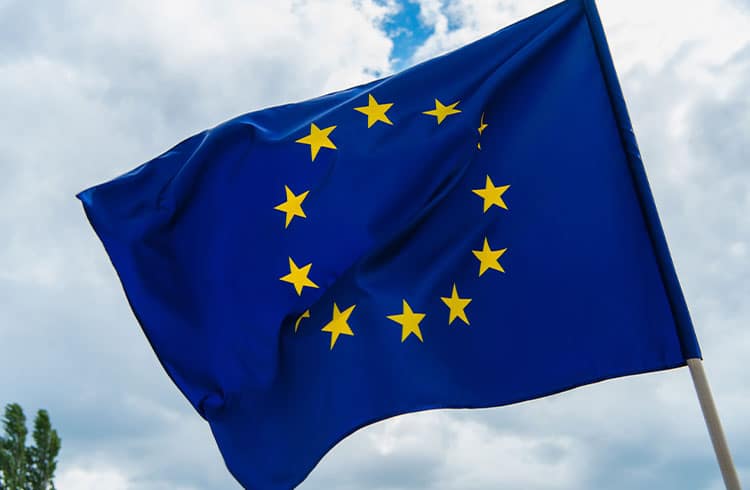 União Europeia lança normas sobre criptomoedas para evitar lavagem de dinheiro
