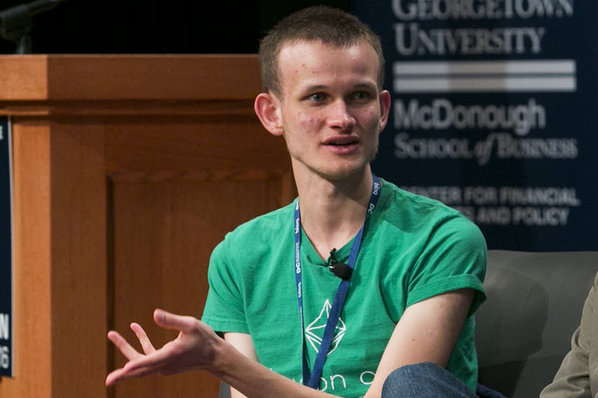 Vitalik Buterin critica “anarquia tirânica” da regulamentação de criptomoedas nos EUA