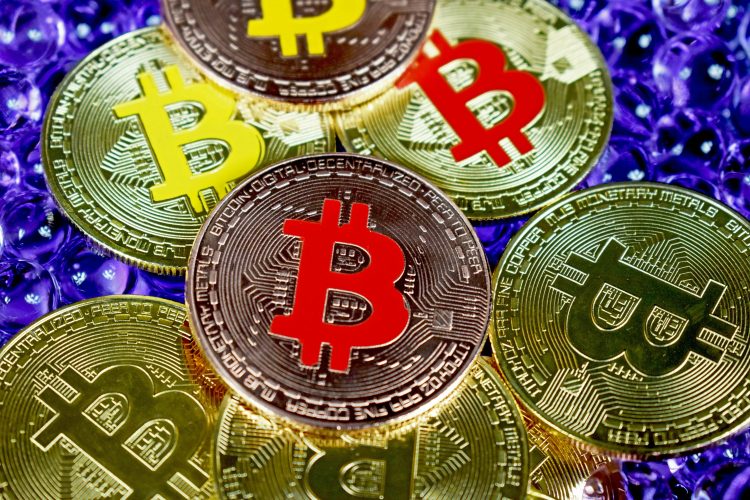 Bitcoin a $400 mil? Analista diz que não é um sonho—é ‘codificado’. 