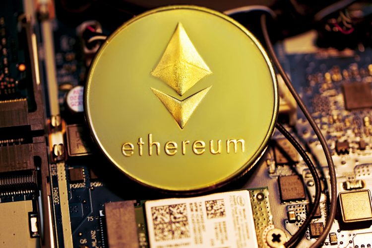Carteira Ethereum Adormecida Desperta Após 10 Anos Com Milhões em ETH 