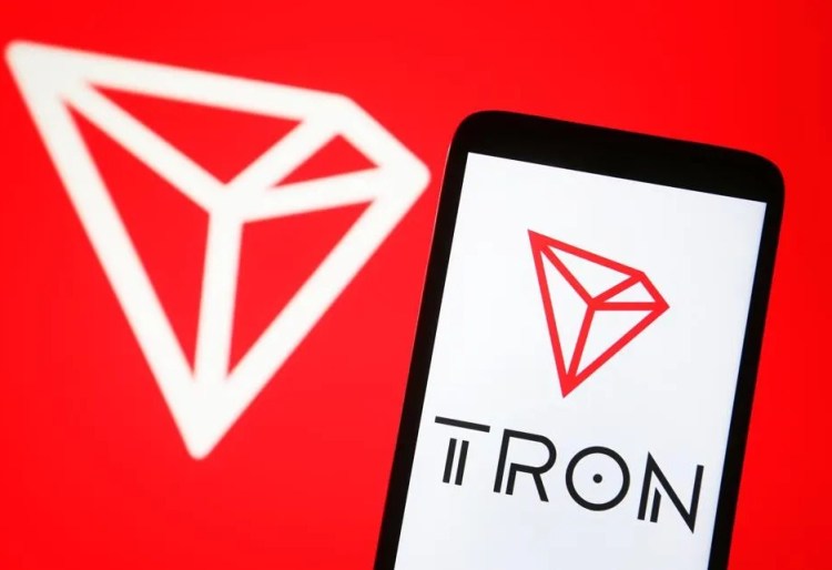 Preço do TRX Sobe Enquanto a Tron Estende o Tapete Vermelho para Stablecoin Apoiada por Trump 