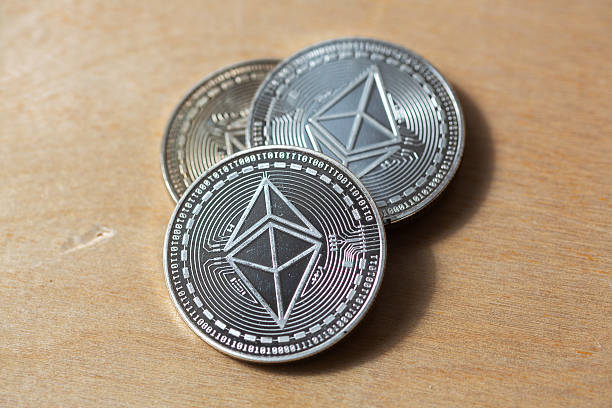 O preço do Ethereum pode subir para $9.000 neste ciclo, com potencial de rompimento em relação ao Bitcoin. 