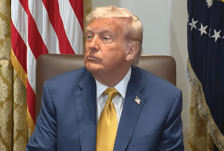 XRP Entra no Top 5 Cripto Não Declarado de Trump—O Que Você Precisa Saber 