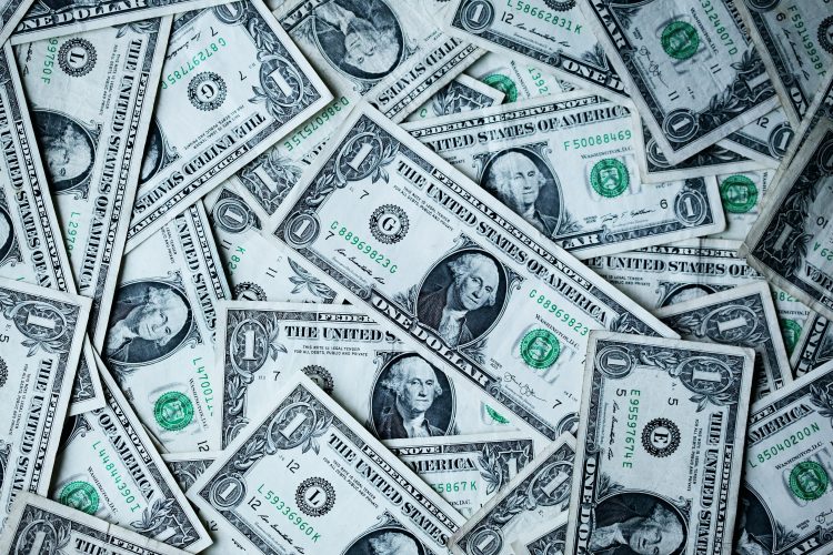 O sonho de US$ 21 trilhões da Ripple: o que capturar 20% do volume da SWIFT significa para o XRP. 