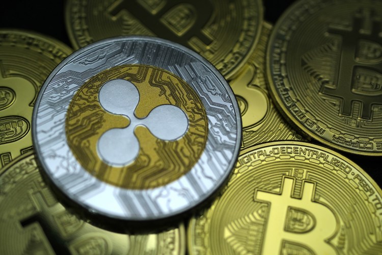 XRP Cruzamento Altista em Jogo Novamente: Próximo Alvo $9 ou $24? 