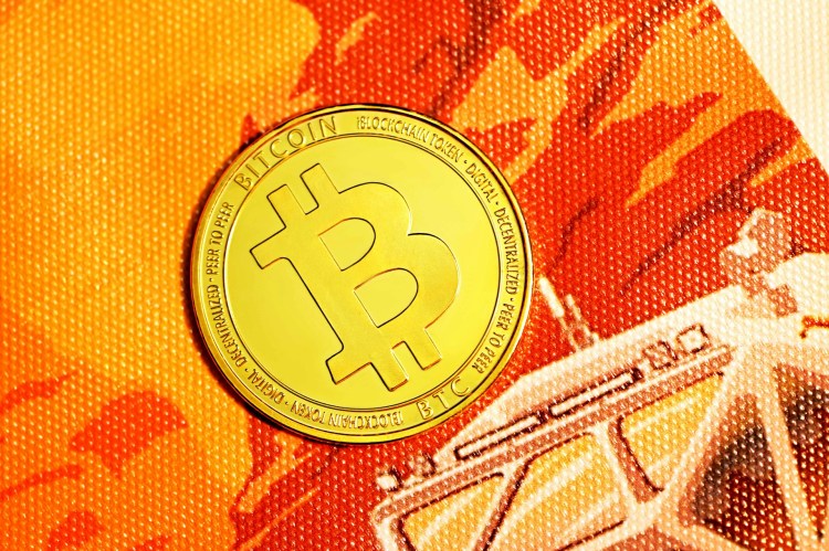 Mercado de Bitcoin Entra em Zona de Cautela em Meio à Pressão de Venda Crescente, Diz Analista 