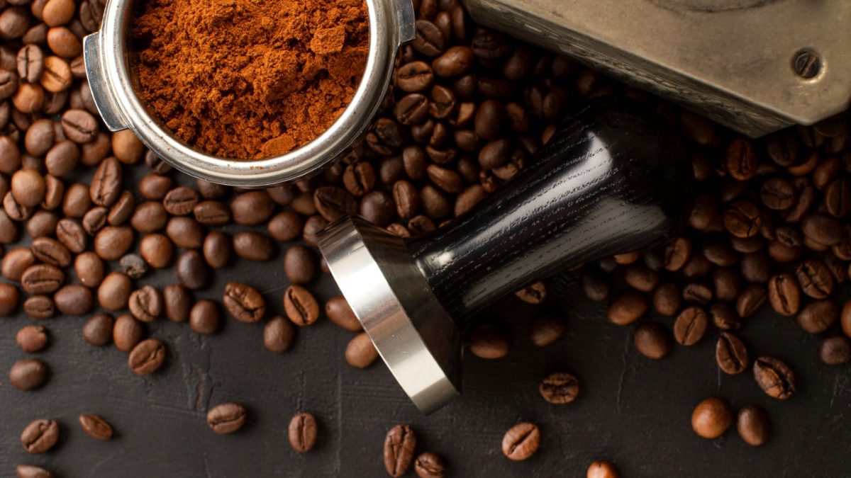 Projeto inovador utiliza tecnologia de ponta, combinando blockchain e inteligência artificial, para garantir a rastreabilidade premium e a autenticidade do café especial do Sul de Minas Gerais, elevando a experiência do consumidor a um novo patamar de transparência e qualidade.      