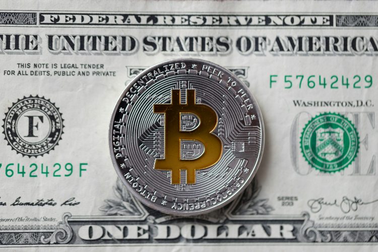 Bitcoin tem forte chance de subir para $150K antes de queda, diz CEO. 