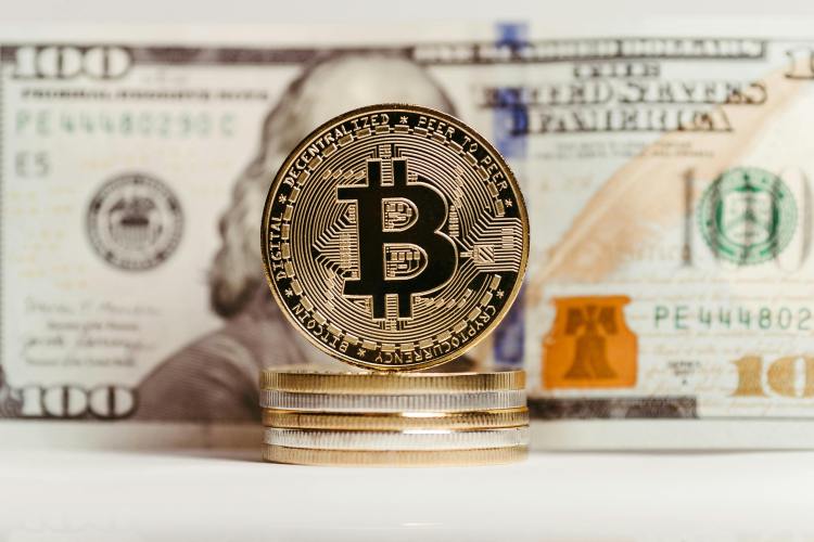 Bitcoin corre risco de perdas mais profundas se a linha de $107.800 não se mantiver – Detalhes 