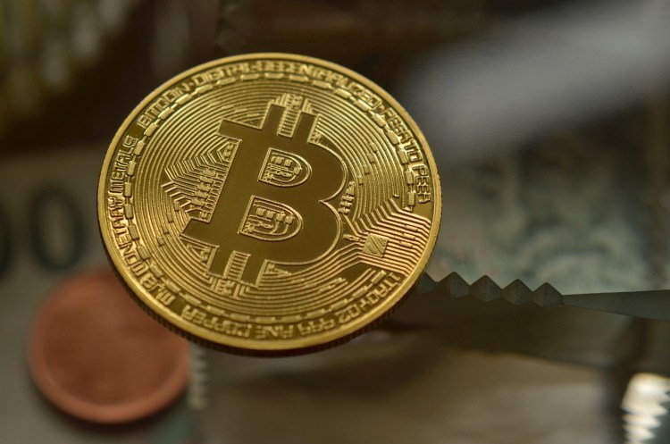 Bitcoin Acima de Linha de Tendência Chave, Mas Abaixo do ATH – Próxima Alta Está se Preparando? 