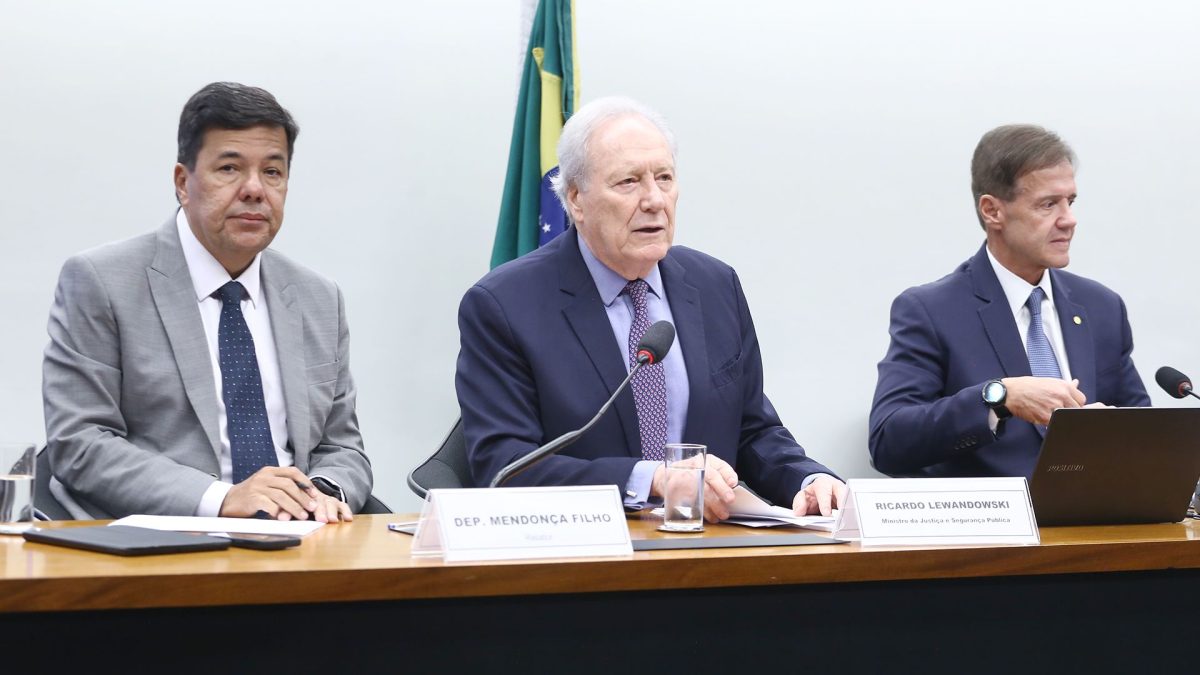 PEC da Segurança Pública quer ouvir especialista em criptomoedas      