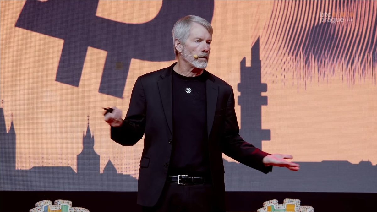 Strategy inicia setembro comprando 4.048 bitcoins e empresa pode entrar no S&P 500, aumentando seu apelo no mercado.