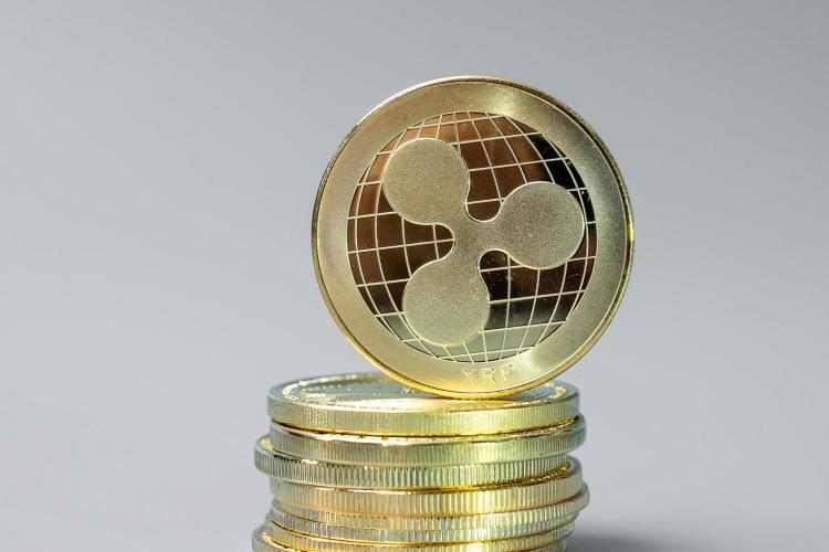 O interesse em aberto do XRP se aproxima de $3 bilhões enquanto o CEO prevê entradas de $10 bilhões em ETFs. 