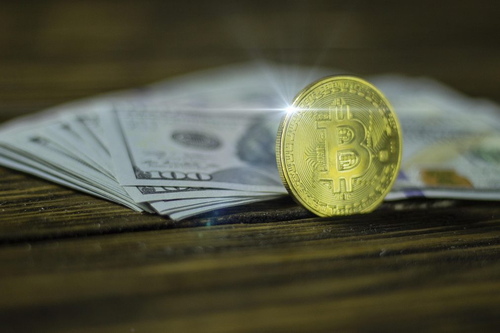 Bitcoin atinge novo recorde histórico; confira as previsões ousadas dos especialistas!      