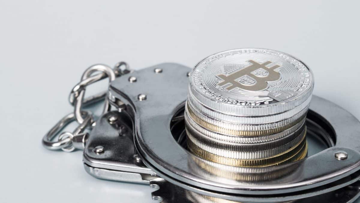 Autoridades europeias prendem nove suspeitos ligados a golpe de R$ 3,7 bilhões em criptomoedas