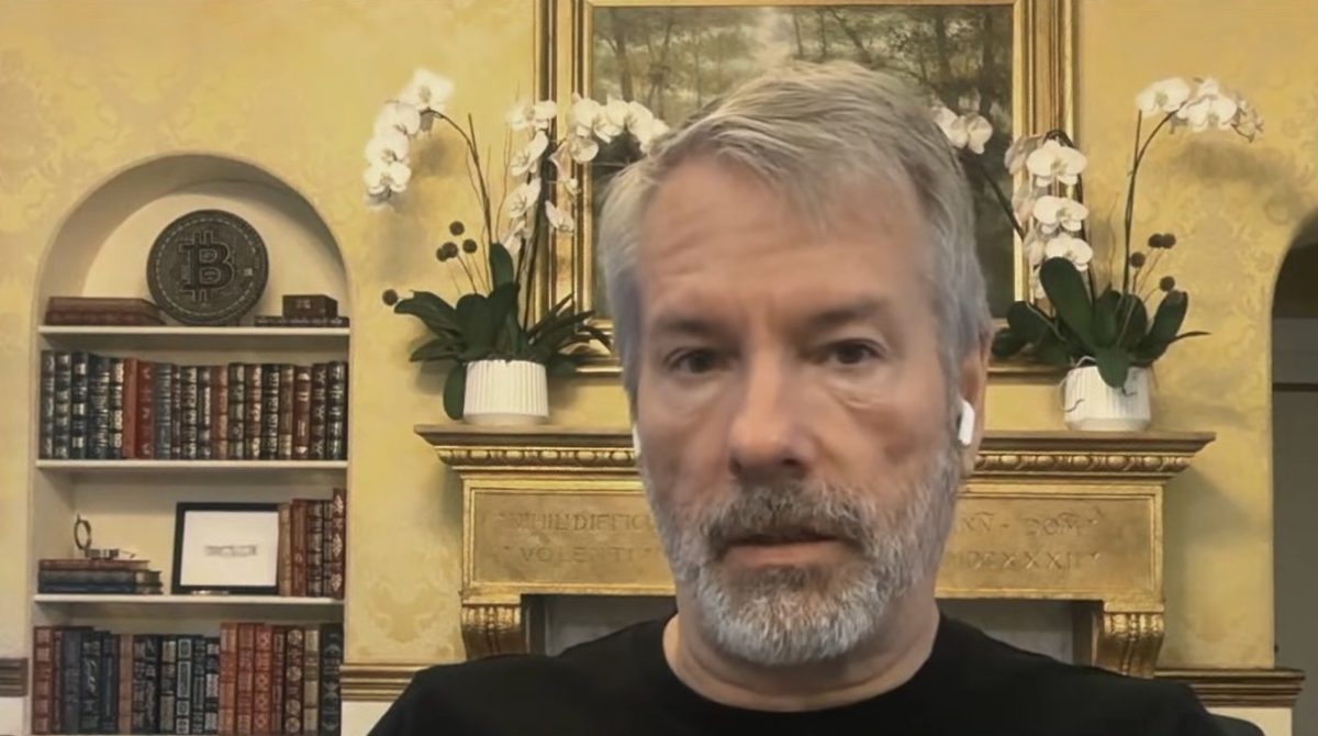 Michael Saylor afirma que Bitcoin passará o ouro até 2035: “sem dúvida”