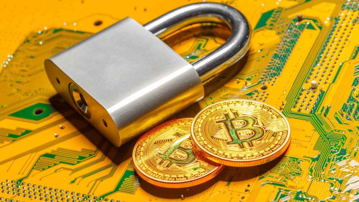 Governo aperta o cerco sobre empresas de bitcoin com exigência de ouvidoria e novo padrão de contas