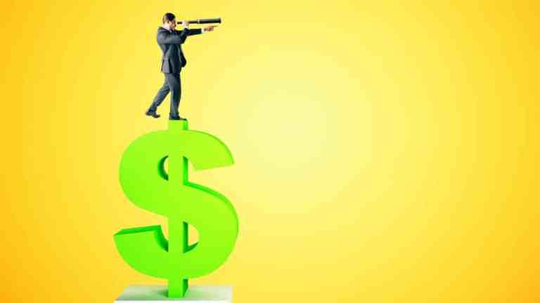 Seguir o dinheiro sempre funcionou, até ele sair do banco      