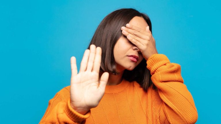 Proibição de criptomoedas em troca de dados de brasileiros e intimação do Banco Central e Receita Federal no relatório final de CPI da Íris      